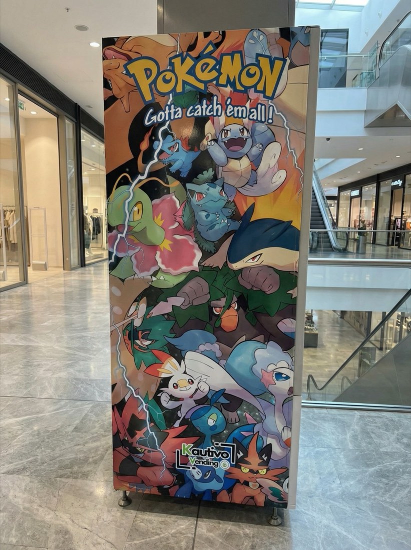 Detalle de máquina vending de cartas Pokémon